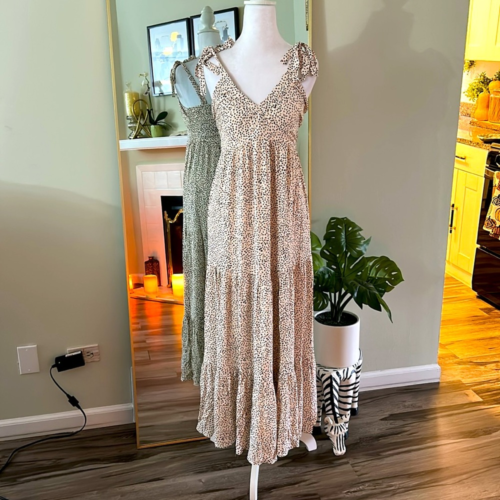 Express Cream Floral Maxi Dress